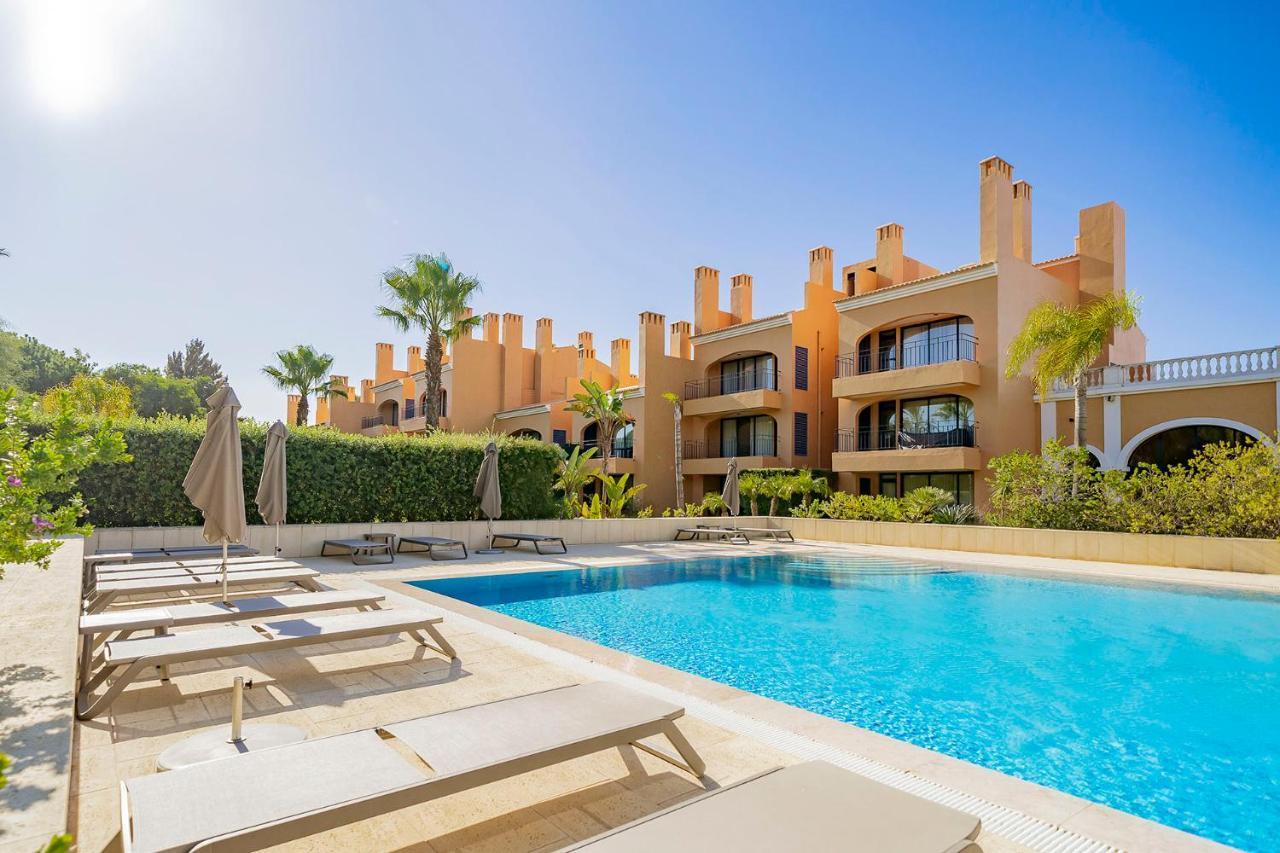 Al - Apartamento Vila Sol F5 T Куартейра Екстер'єр фото